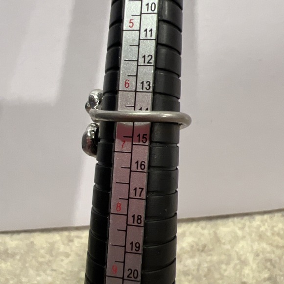 PRETTY SARAH COVENTRY SILVER TONE RING WITH ROSES - SIZE 6.5 - Picture 7 of 7